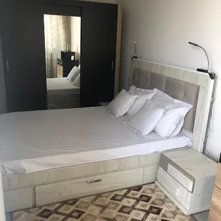 Endless Summer Apartment